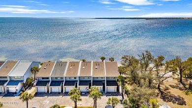 Townhome/Townhouse For Sale in Panama City image photo picture
