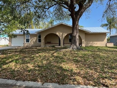 Beach Home For Sale in Bradenton, Florida