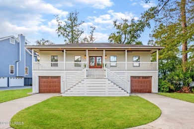 Beach Home For Sale in Hilton Head Island, South Carolina