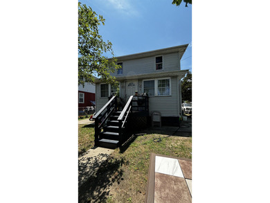 Beach Townhome/Townhouse For Sale in Pleasantville, New Jersey