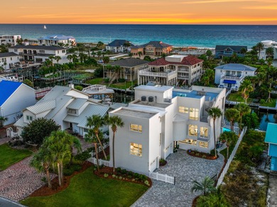 Beach Home For Sale in Destin, Florida