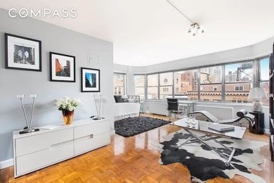 Beach Condo For Sale in New York, New York