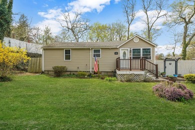 Beach Home For Sale in Sound Beach, New York