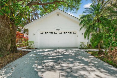 Beach Home For Sale in Sarasota, Florida