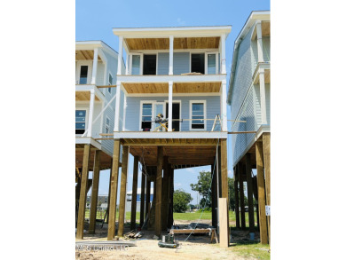 Beach Home For Sale in Gulfport, Mississippi