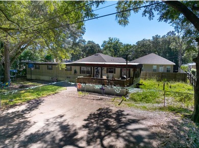 Beach Home For Sale in Fort Walton Beach, Florida