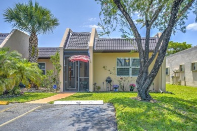 Beach Home For Sale in West Palm Beach, Florida