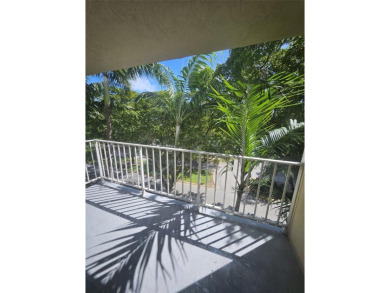 Beach Condo For Sale in North Miami, Florida