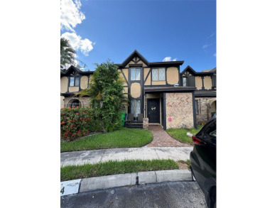Beach Townhome/Townhouse For Sale in Sunrise, Florida