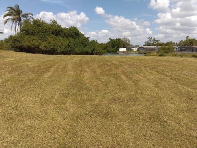 Beach Lot For Sale in Holiday, Florida