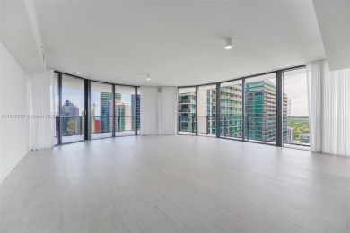 Beach Condo For Sale in Miami, Florida