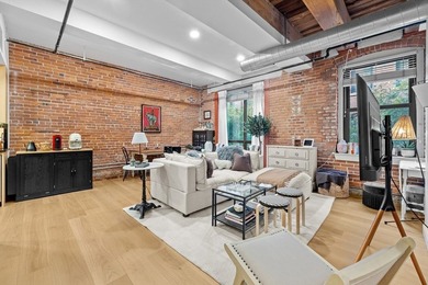 Beach Condo For Sale in Boston, Massachusetts