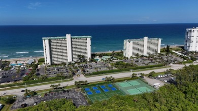 Beach Condo For Sale in Jensen Beach, Florida