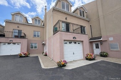 Beach Condo For Sale in Bronx, New York