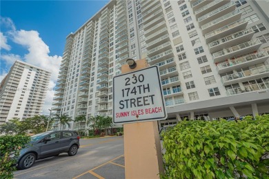 Beach Condo For Sale in Sunny Isles Beach, Florida