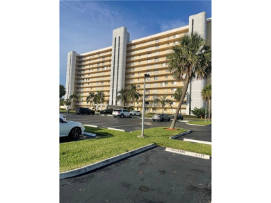Beach Condo For Sale in Fort Pierce, Florida