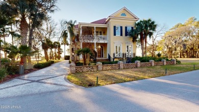 Beach Home For Sale in Beaufort, South Carolina