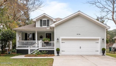 Beach Home For Sale in Beaufort, South Carolina