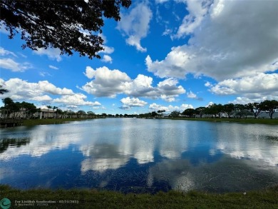 Beach Condo For Sale in Margate, Florida