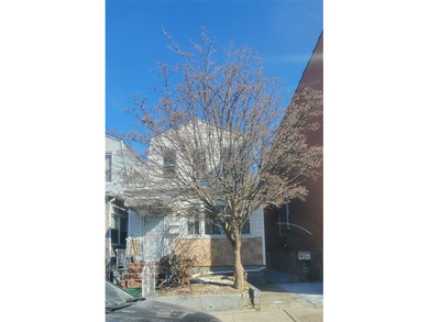 Beach Home Sale Pending in East Elmhurst, New York