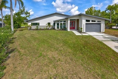 Beach Home For Sale in Sarasota, Florida