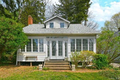 Beach Home For Sale in Centerport, New York