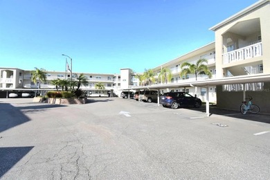 Beach Condo For Sale in Dunedin, Florida