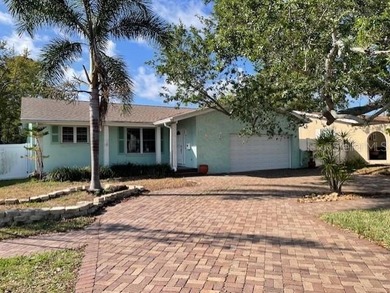Beach Home Sale Pending in St. Petersburg, Florida