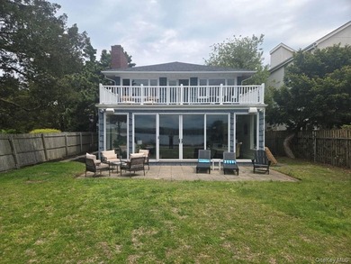 Beach Home For Sale in Northport, New York