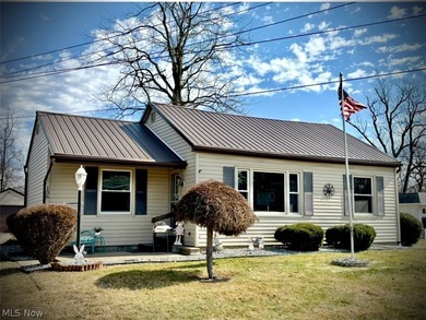 Beach Home Active Under Contract in Ashtabula, Ohio