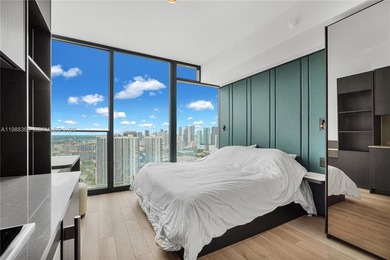 Beach Condo For Sale in Miami, Florida