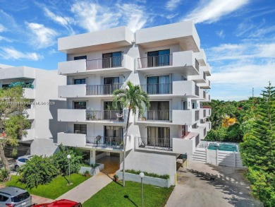 Beach Condo For Sale in Miami Beach, Florida