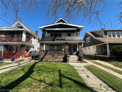 Beach Home For Sale in Cleveland, Ohio