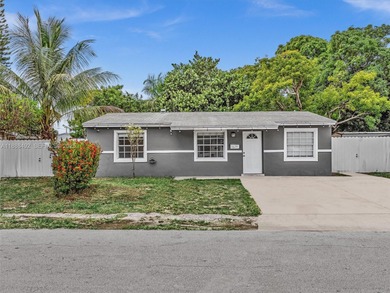 Beach Home For Sale in Hollywood, Florida