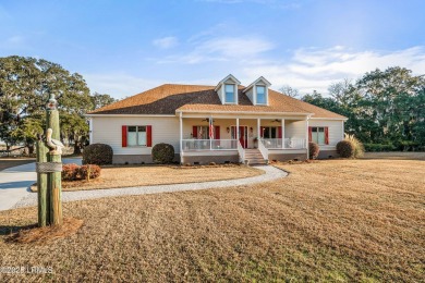 Beach Home For Sale in Beaufort, South Carolina