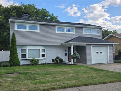 Beach Home Sale Pending in Erie, Pennsylvania