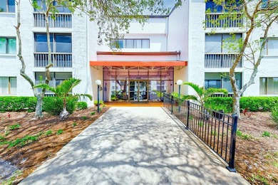 Beach Condo For Sale in Clearwater, Florida