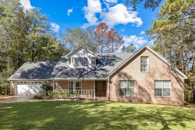 Beach Home For Sale in Niceville, Florida