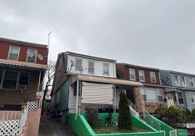 Beach Home For Sale in East Elmhurst, New York