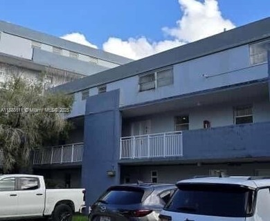Beach Condo For Sale in Miami, Florida