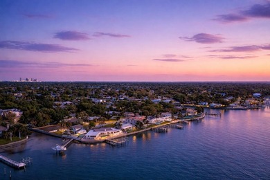 Beach Home For Sale in St. Petersburg, Florida