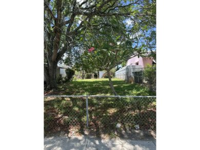 Beach Lot For Sale in Lake Worth Beach, Florida