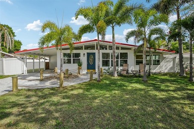 Beach Home Sale Pending in Sarasota, Florida