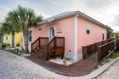 Beach Home For Sale in Gulf Shores, Alabama