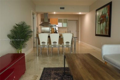 Beach Condo For Sale in Miami, Florida