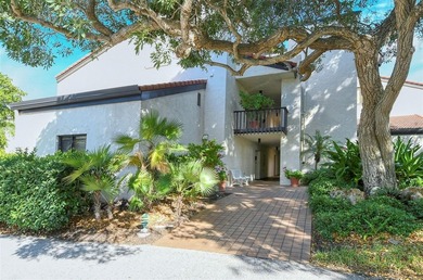Beach Condo Sale Pending in Longboat Key, Florida