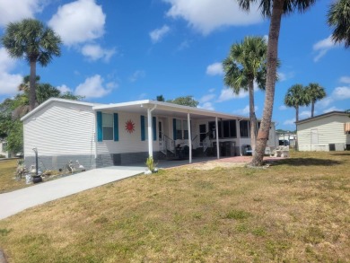 Beach Home For Sale in West Palm Beach, Florida