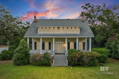 Beach Home For Sale in Fairhope, Alabama