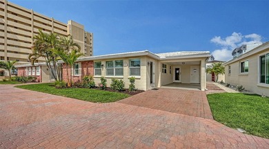 Beach Condo For Sale in Sarasota, Florida