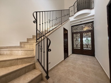 Beach Home For Sale in Panama City, 